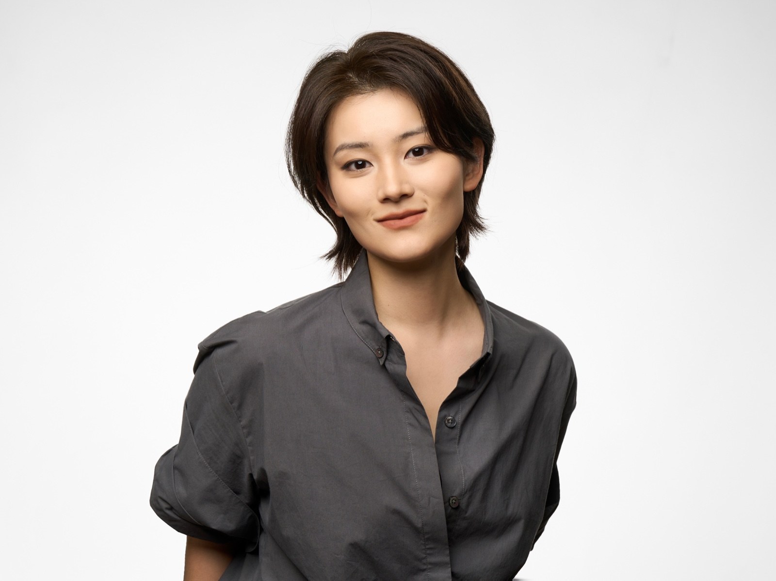 Head-and-shoulders portrait of Jingyi (Joy) Zhang